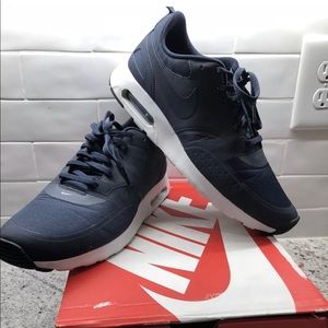 Men’s Sz 11 Air Max Vision PRM